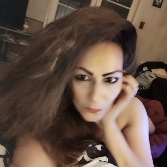 Meet your Posher, Jennifer - Picture 8 of 16